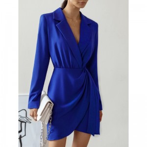 Design senior europeo e americano Senso del vestito sottile a vita alta per la carriera pendolare